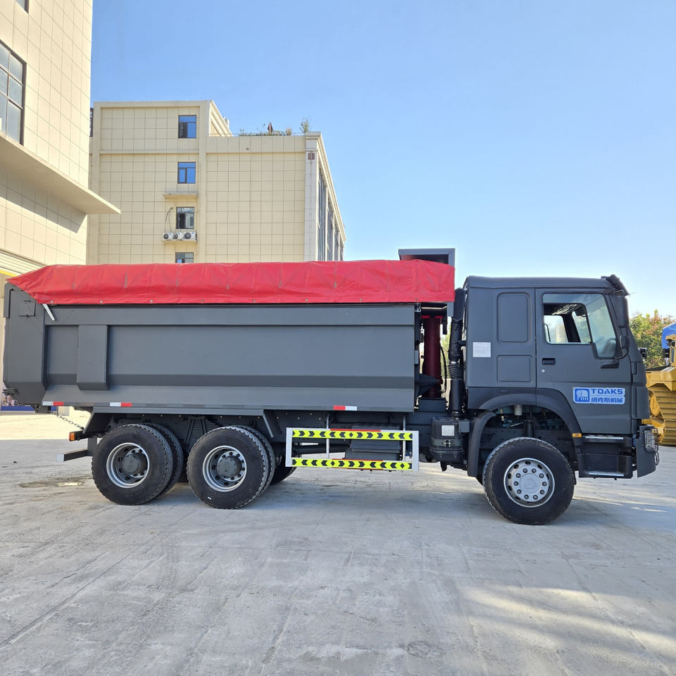 SINOTRUK HOWO 6*4 Dump Truck - Tipper: picture 4 SINOTRUK HOWO 6*4 Dump Truck - Tipper: picture 4