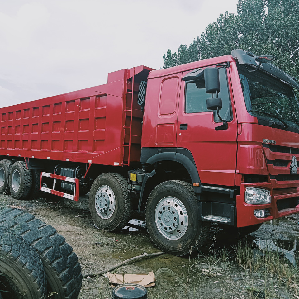 SINOTRUK HOWO - Tipper: picture 3 SINOTRUK HOWO - Tipper: picture 3