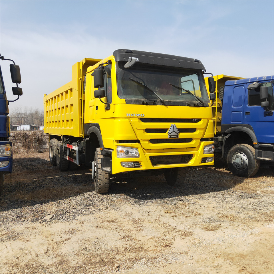 SINOTRUK HOWO - Tipper: picture 4 SINOTRUK HOWO - Tipper: picture 4