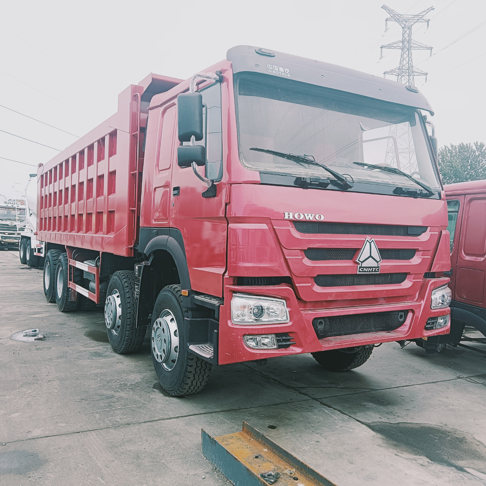 SINOTRUK HOWO - Tipper: picture 3 SINOTRUK HOWO - Tipper: picture 3