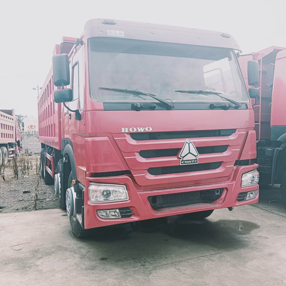 SINOTRUK HOWO - Tipper: picture 3 SINOTRUK HOWO - Tipper: picture 3
