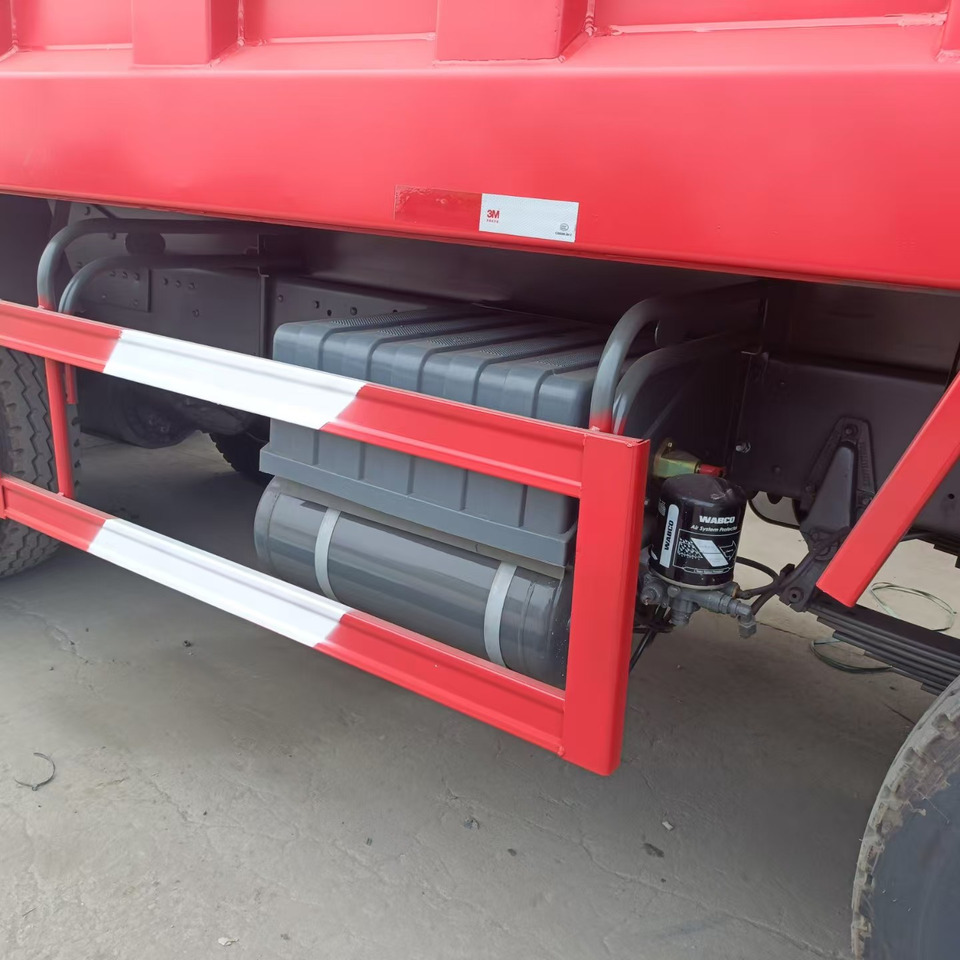 Tipper SINOTRUK HOWO: picture 6