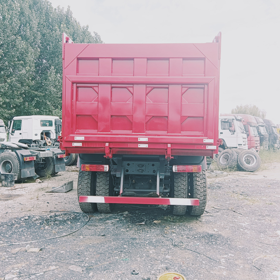 SINOTRUK HOWO - Tipper: picture 4 SINOTRUK HOWO - Tipper: picture 4