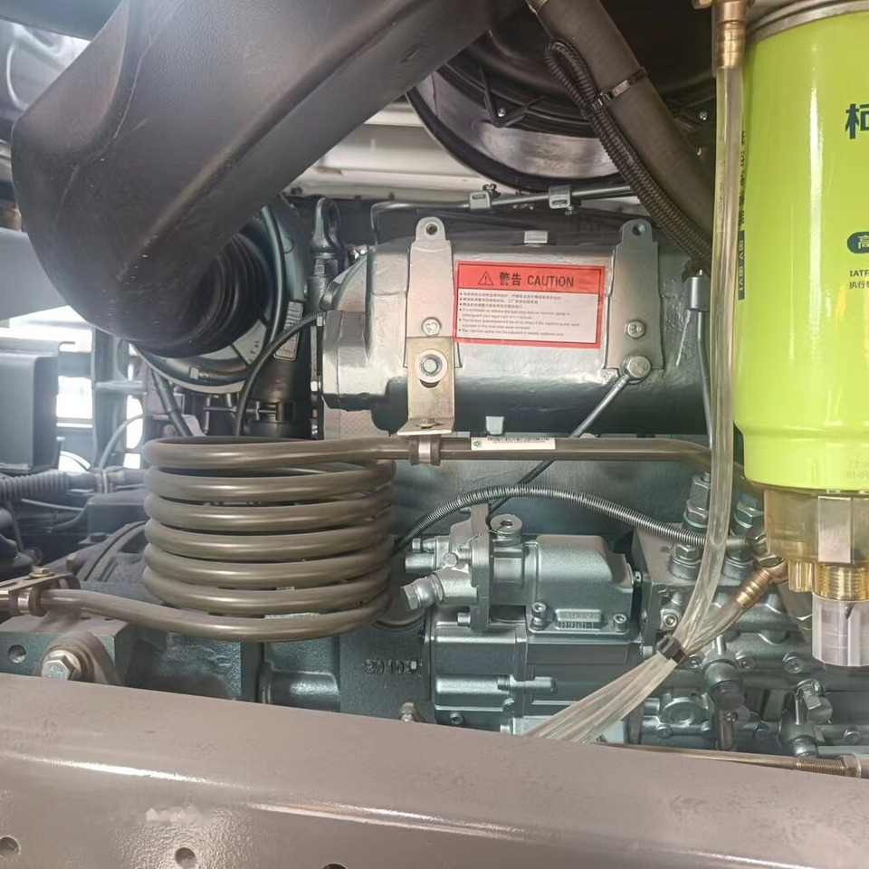 Tipper Sinotruk Howo 6*4: picture 12