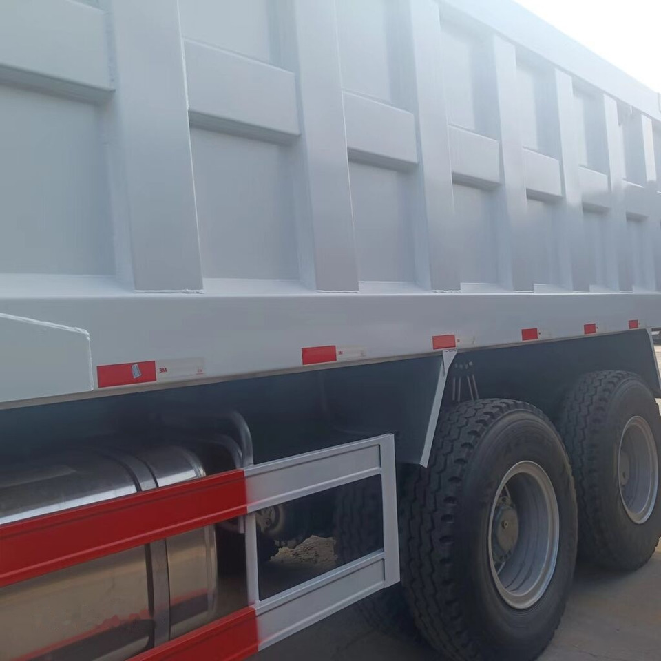 Tipper Sinotruk Howo 6*4: picture 13