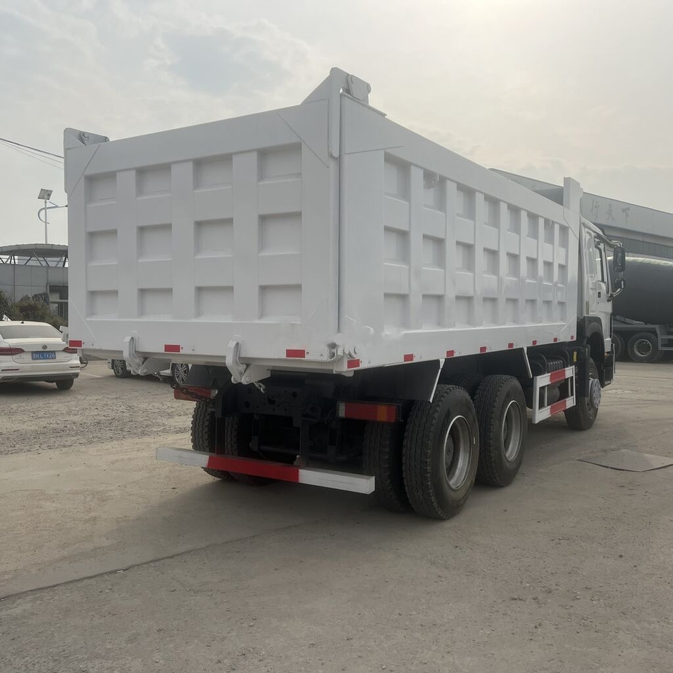 Sinotruk Howo  - Tipper: picture 5 Sinotruk Howo  - Tipper: picture 5