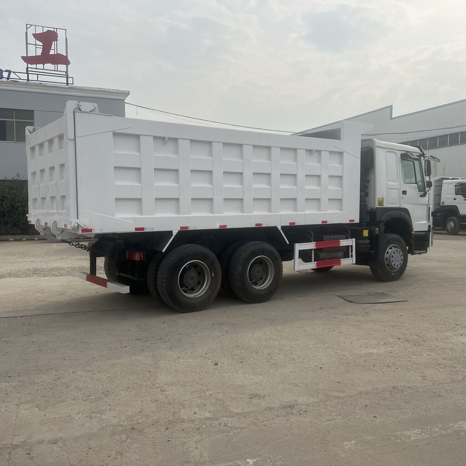 Sinotruk Howo  - Tipper: picture 3 Sinotruk Howo  - Tipper: picture 3