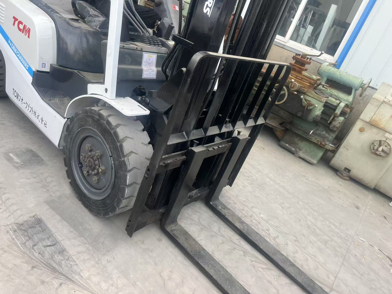 Diesel forklift TCM FD30: picture 6 Diesel forklift TCM FD30: picture 6