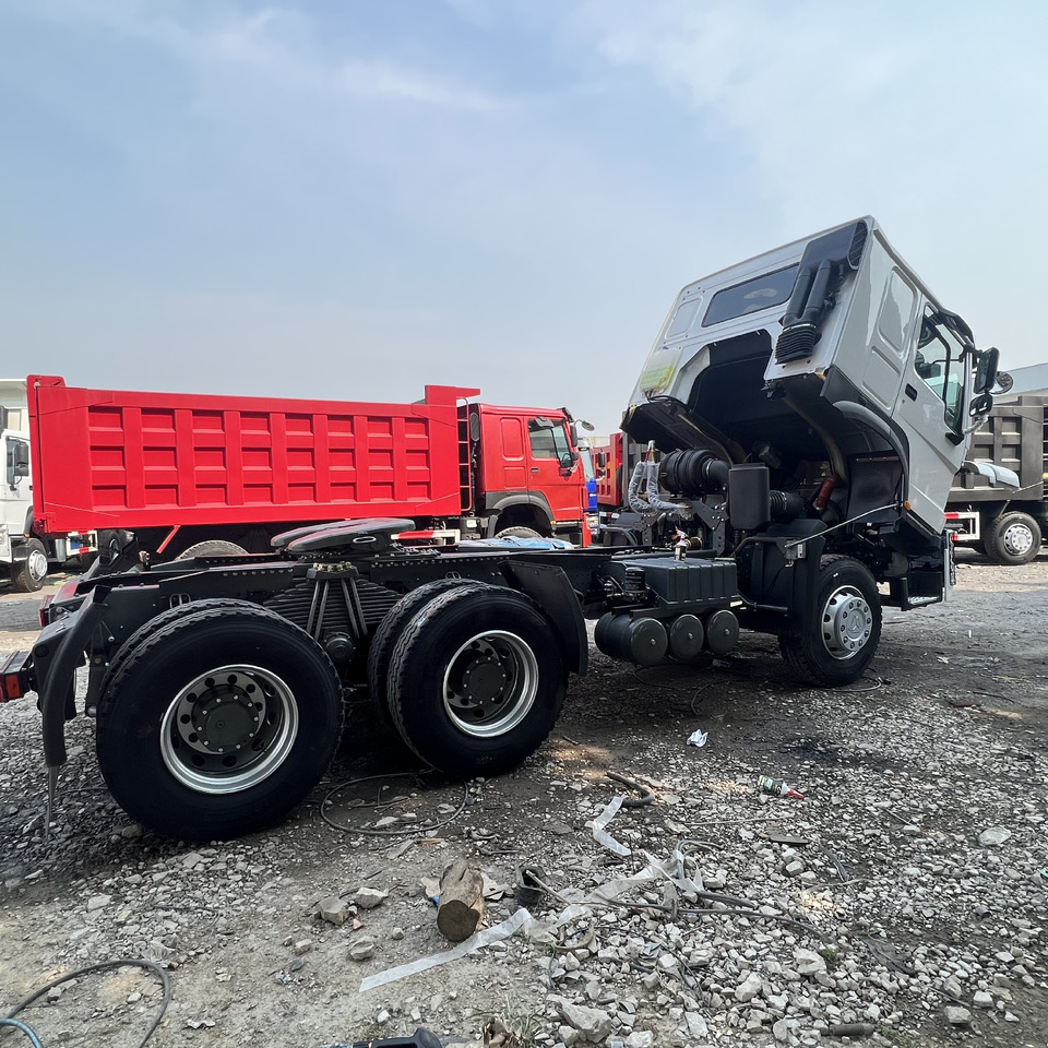 Tractor unit SINOTRUK Howo tractor head: picture 7
