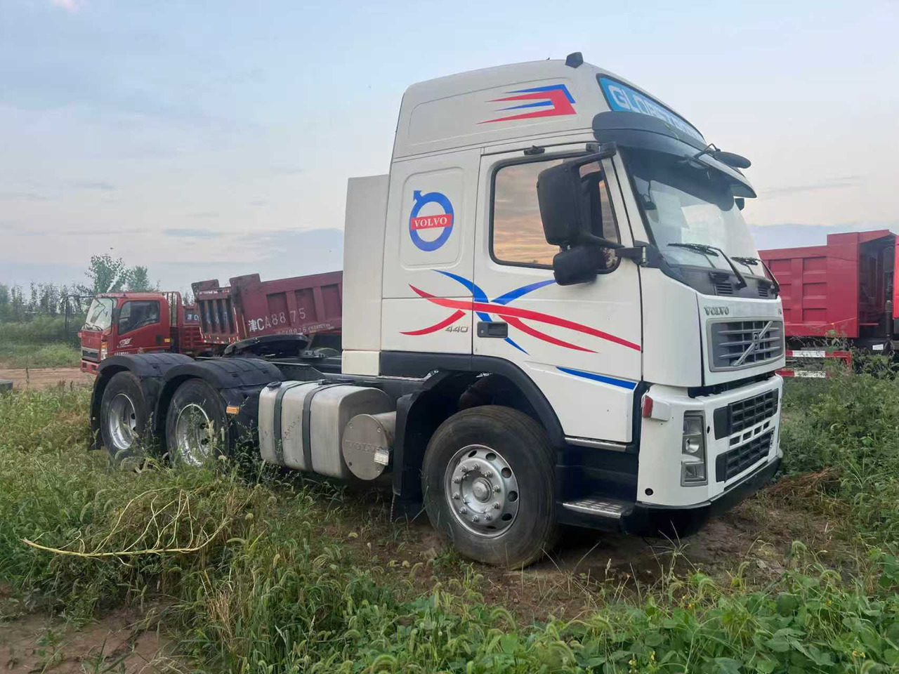 VOLVO FM440 - Tractor unit: picture 2 VOLVO FM440 - Tractor unit: picture 2