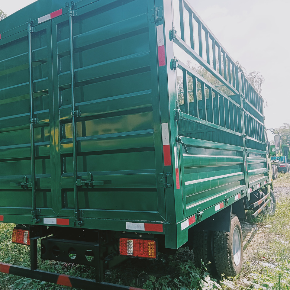 SINOTRUK HOWO - Truck: picture 4 SINOTRUK HOWO - Truck: picture 4
