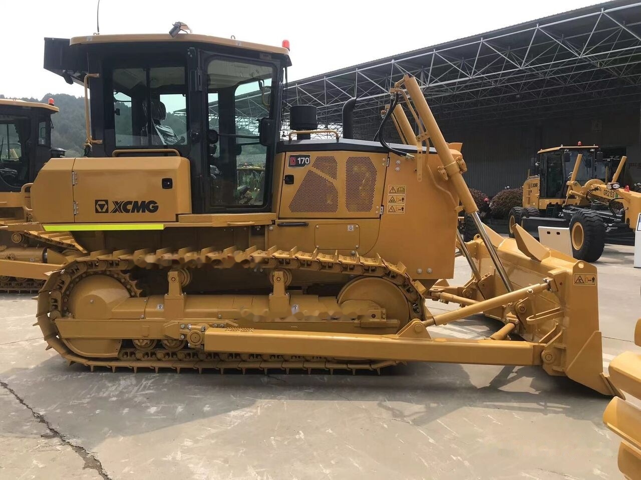 XCMG D170 - Bulldozer: picture 2 XCMG D170 - Bulldozer: picture 2