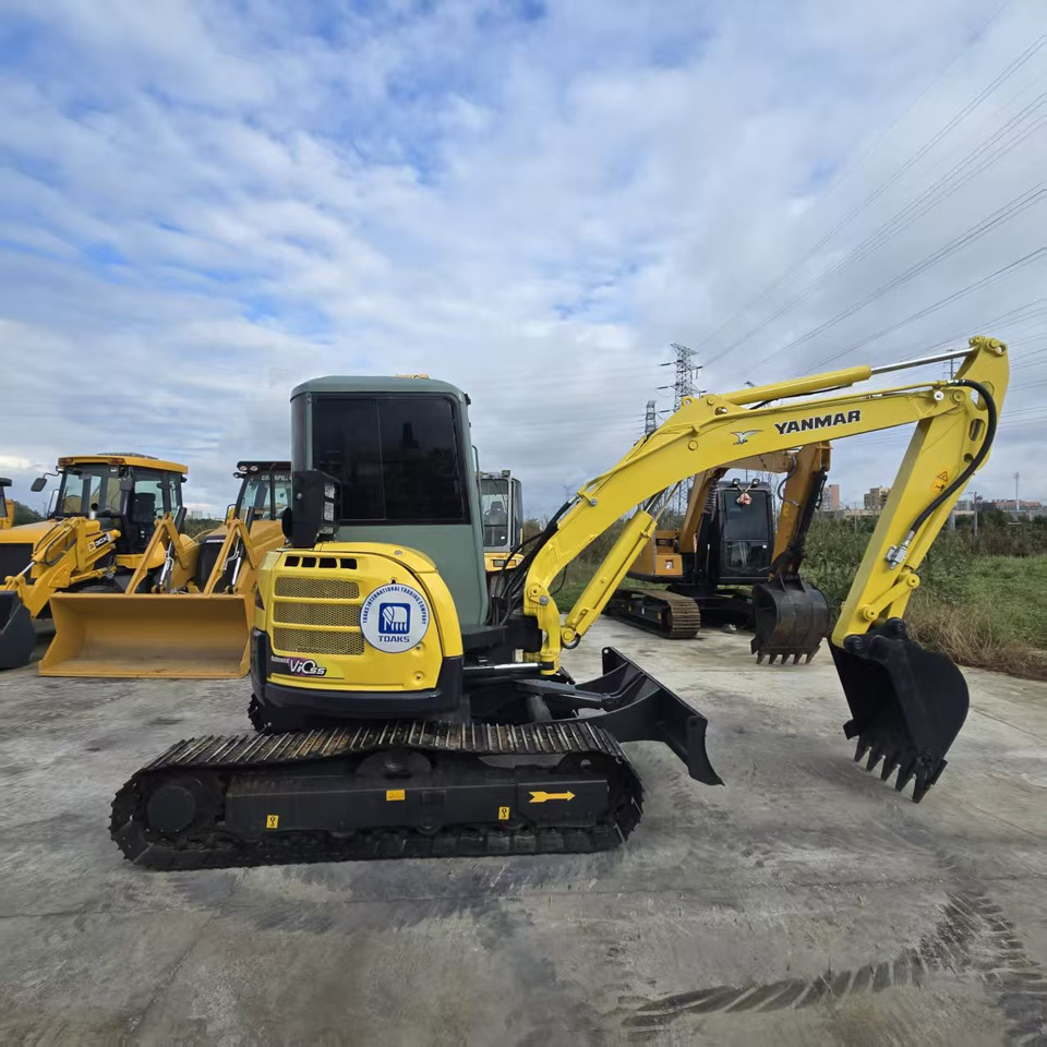YANMAR Vio55 - Mini excavator: picture 1 YANMAR Vio55 - Mini excavator: picture 1