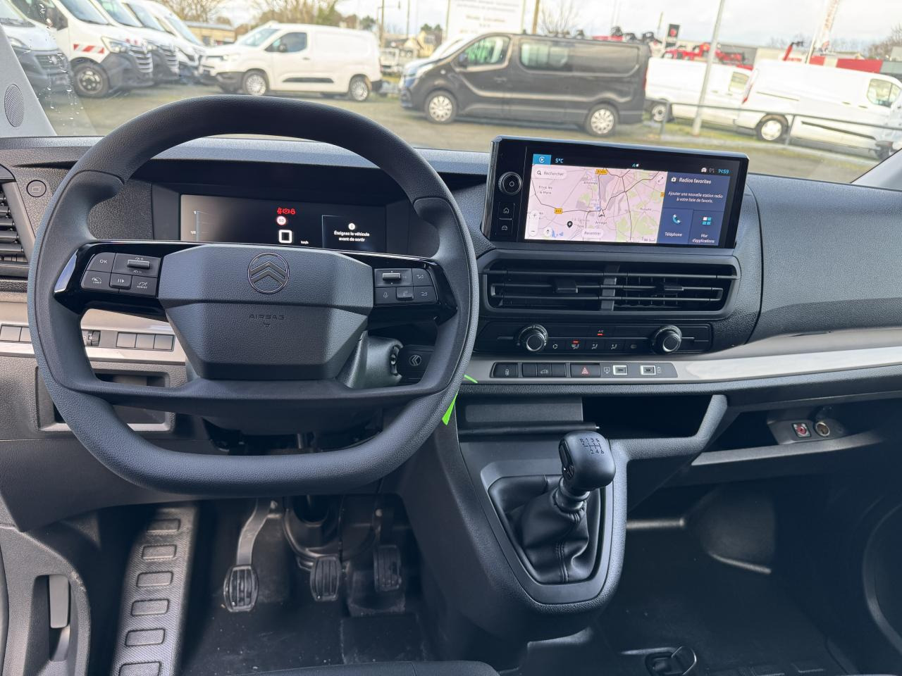 CITROEN Jumpy XL 2.0 BlueHDi - 145 S&S - BVM III FOURGON . PHASE 2 - Panel van: picture 4 CITROEN Jumpy XL 2.0 BlueHDi - 145 S&S - BVM III FOURGON . PHASE 2 - Panel van: picture 4