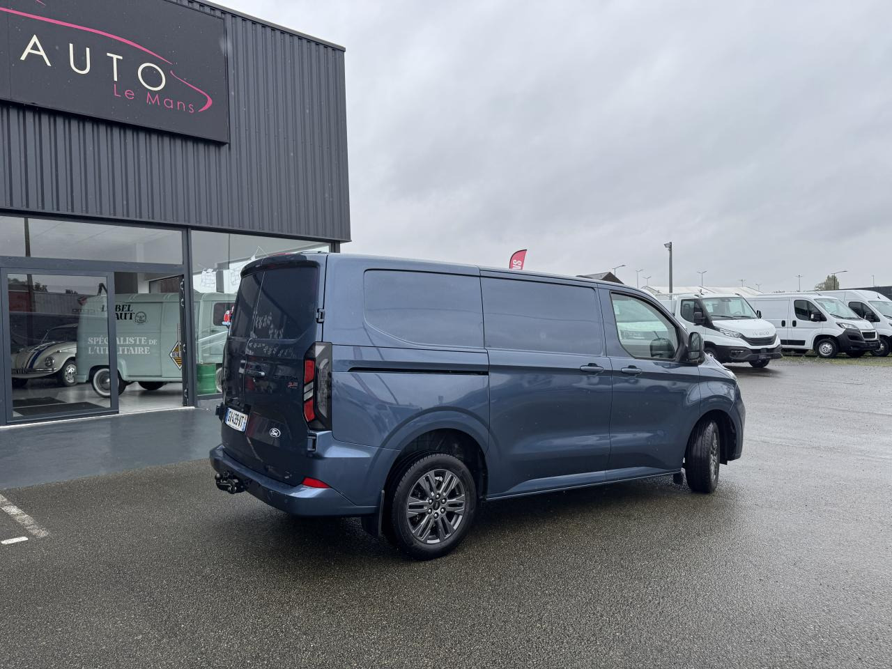 FORD Transit Custom 2.0 EcoBlue 170 ch BVA Fourgon 320 L1H1 Limited - Panel van: picture 5 FORD Transit Custom 2.0 EcoBlue 170 ch BVA Fourgon 320 L1H1 Limited - Panel van: picture 5
