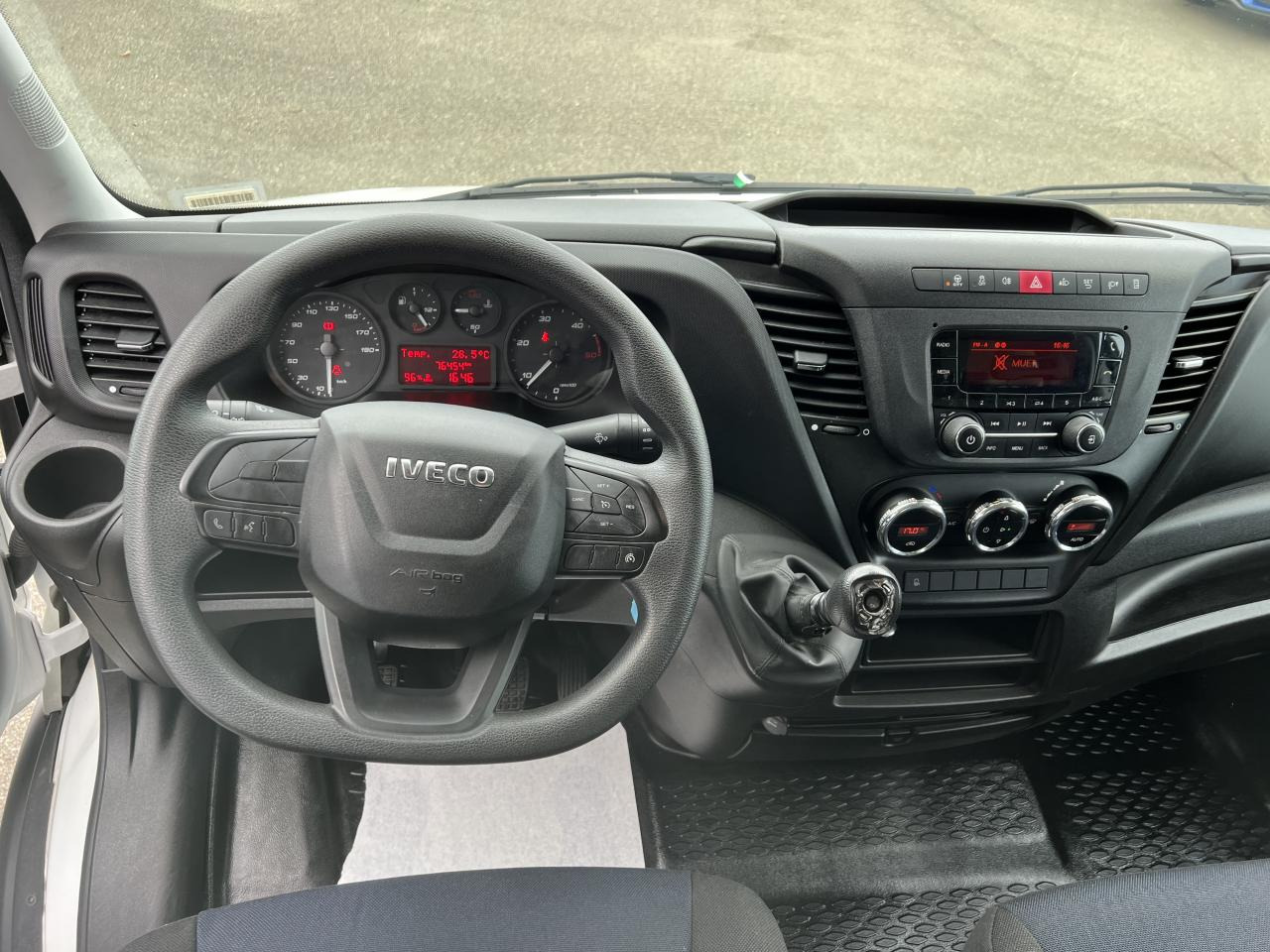 IVECO Daily 35 C 16 S&S (Quad-Leaf) CHASSIS CABINE 2014 35C/35S Chassis cabine 35 C Epmt.4.1 PHASE 4 - Box van: picture 4 IVECO Daily 35 C 16 S&S (Quad-Leaf) CHASSIS CABINE 2014 35C/35S Chassis cabine 35 C Epmt.4.1 PHASE 4 - Box van: picture 4