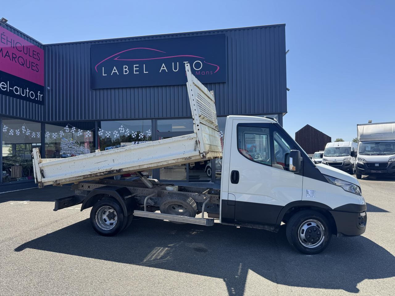 Iveco Daily IVECO 35 C 12 BENNE RJ 2.3 120 CH - Tipper van: picture 1 Iveco Daily IVECO 35 C 12 BENNE RJ 2.3 120 CH - Tipper van: picture 1