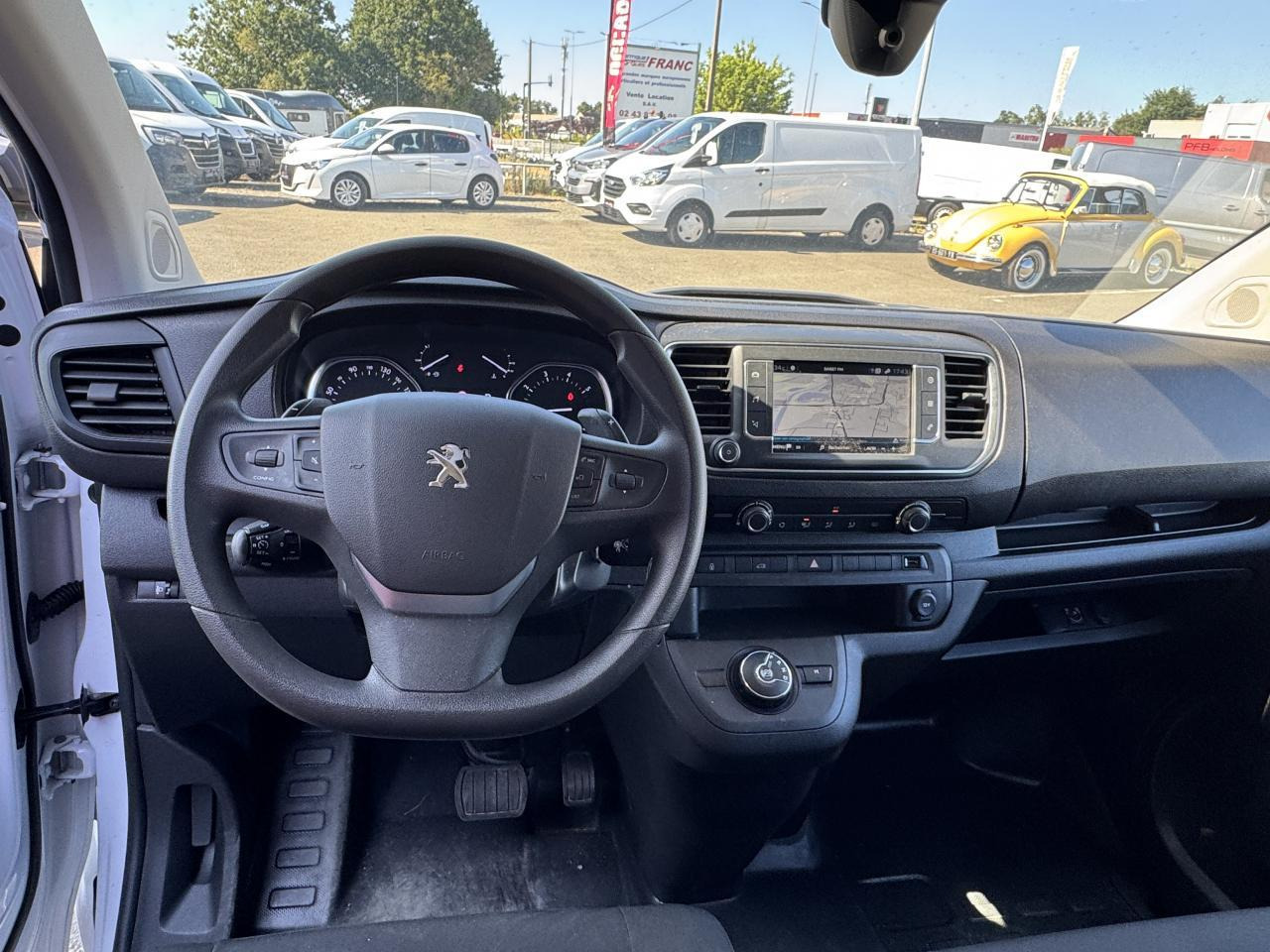 Peugeot Expert Standard 2.0 BlueHDi - 145 S&S - BV EAT8 III FOURGON Fourgon Asphalt PHASE 1 - Panel van: picture 3 Peugeot Expert Standard 2.0 BlueHDi - 145 S&S - BV EAT8 III FOURGON Fourgon Asphalt PHASE 1 - Panel van: picture 3