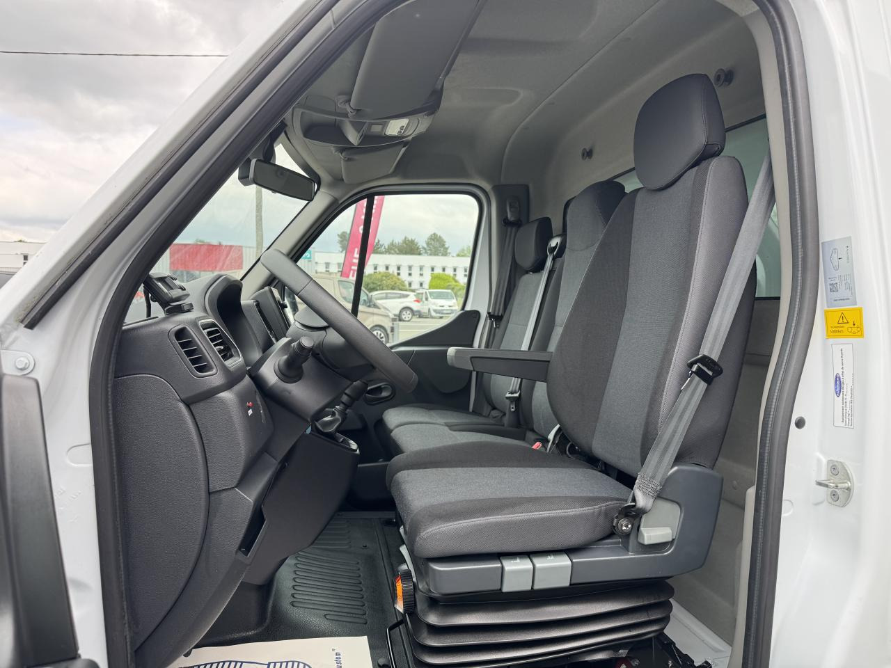 RENAULT MASTER 3T5 CAISSE FRIGO 2.3 DCI 165CH GRAND CONFORT - Refrigerated van: picture 5 RENAULT MASTER 3T5 CAISSE FRIGO 2.3 DCI 165CH GRAND CONFORT - Refrigerated van: picture 5