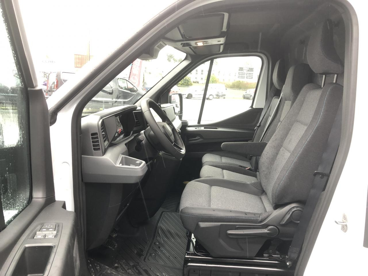 RENAULT MASTER ADVANCE 3T5 L2H2 2.0 BLUE DCI 150 CH TRACTION - Panel van: picture 5 RENAULT MASTER ADVANCE 3T5 L2H2 2.0 BLUE DCI 150 CH TRACTION - Panel van: picture 5