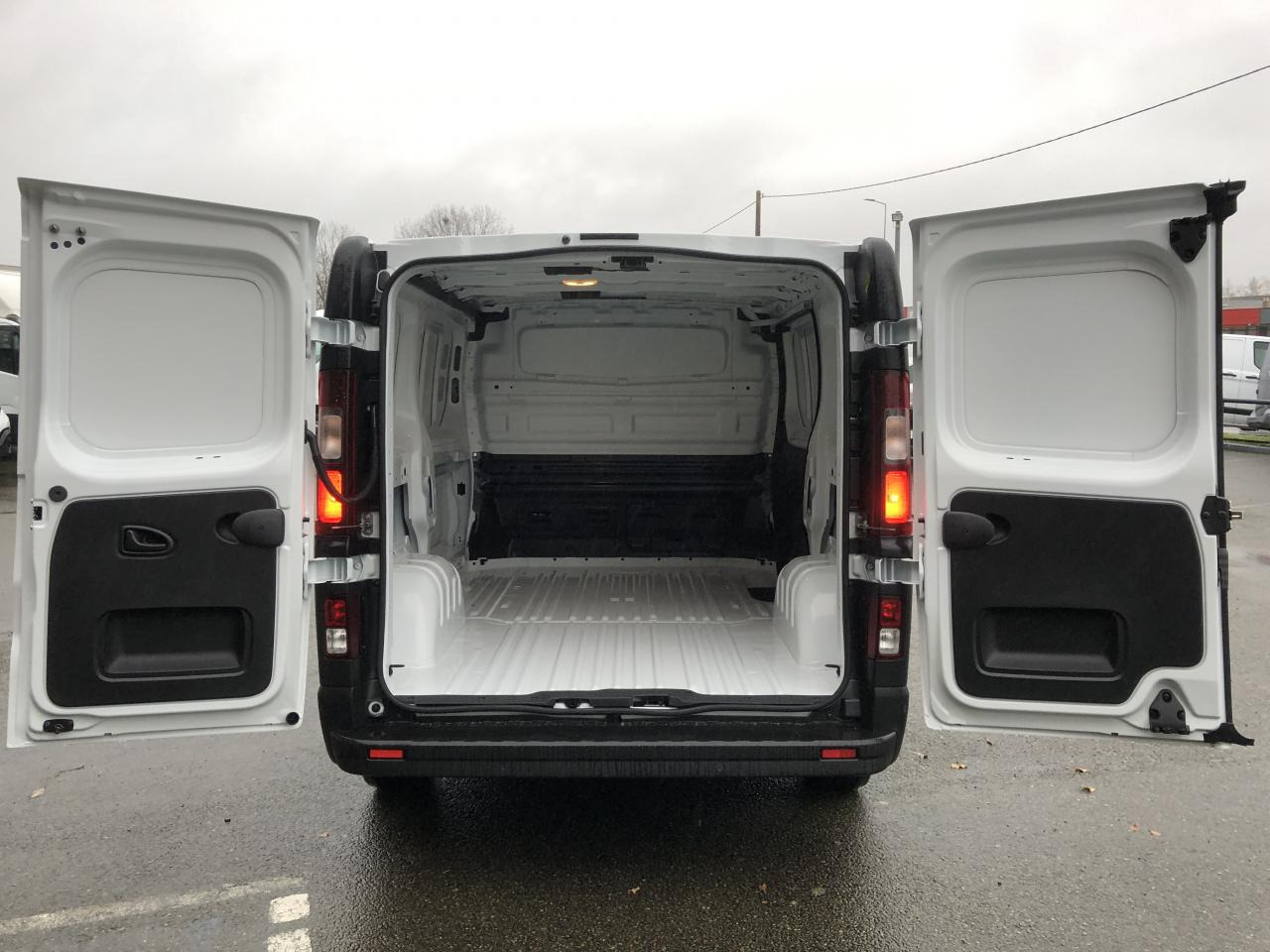 RENAULT Trafic L1H1 3000 Kg 2.0 Blue dCi - 150 - BVA 2025 III FOURGON Fourgon Advance L1H1 PHASE 3 - Panel van: picture 3 RENAULT Trafic L1H1 3000 Kg 2.0 Blue dCi - 150 - BVA 2025 III FOURGON Fourgon Advance L1H1 PHASE 3 - Panel van: picture 3