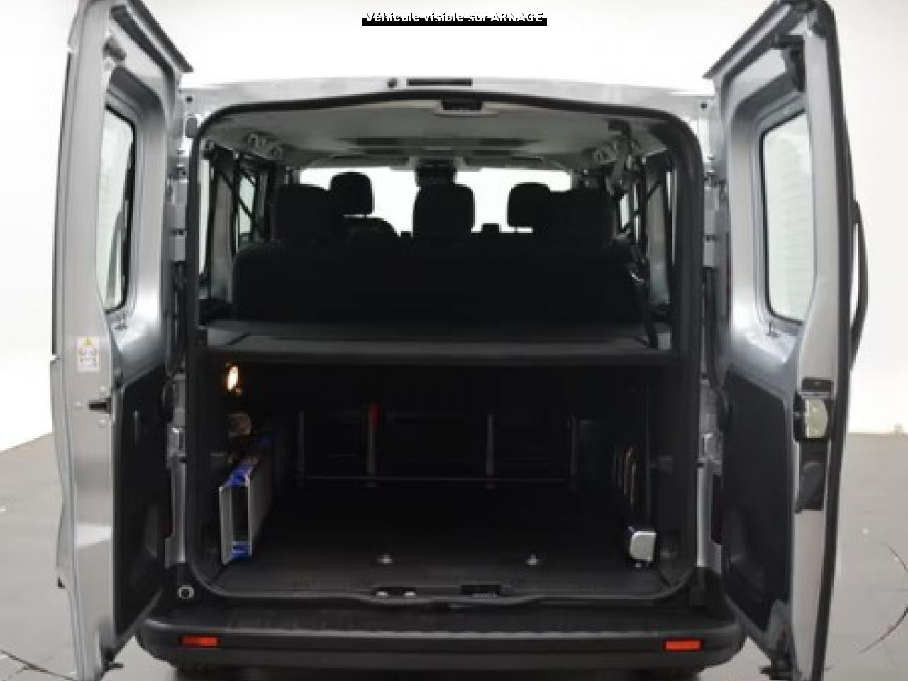 RENAULT Trafic L2 2.0 Energy dCi - 150 - S&S - 24b III COMBI Combi Grand Evolution L2H1 PHASE 3 - Combi van: picture 3 RENAULT Trafic L2 2.0 Energy dCi - 150 - S&S - 24b III COMBI Combi Grand Evolution L2H1 PHASE 3 - Combi van: picture 3