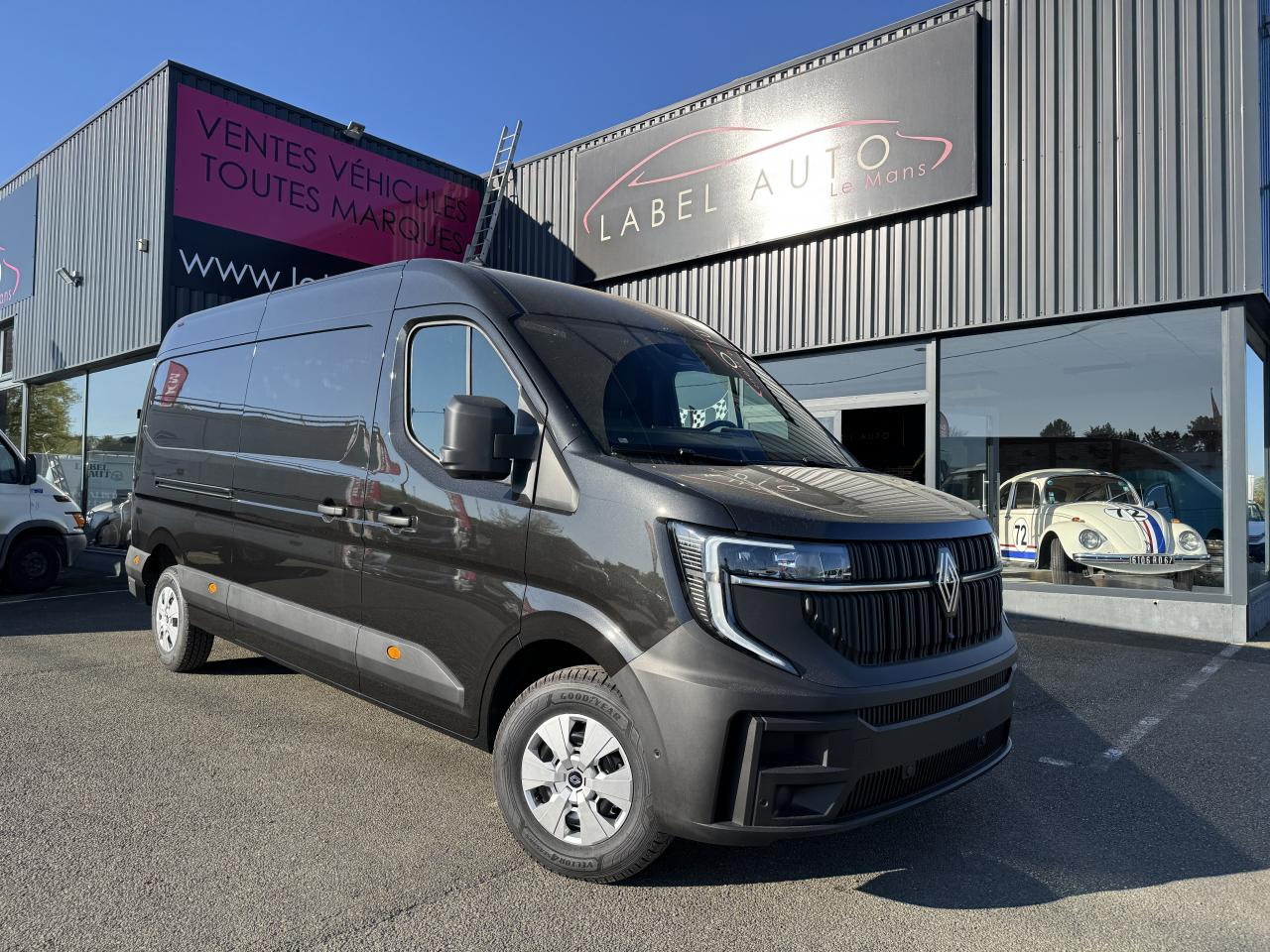 RENAULT master F3500 L3H2 2.0 BLUE DCI 150CH EXTRA + CAMERA - Panel van: picture 1 RENAULT master F3500 L3H2 2.0 BLUE DCI 150CH EXTRA + CAMERA - Panel van: picture 1