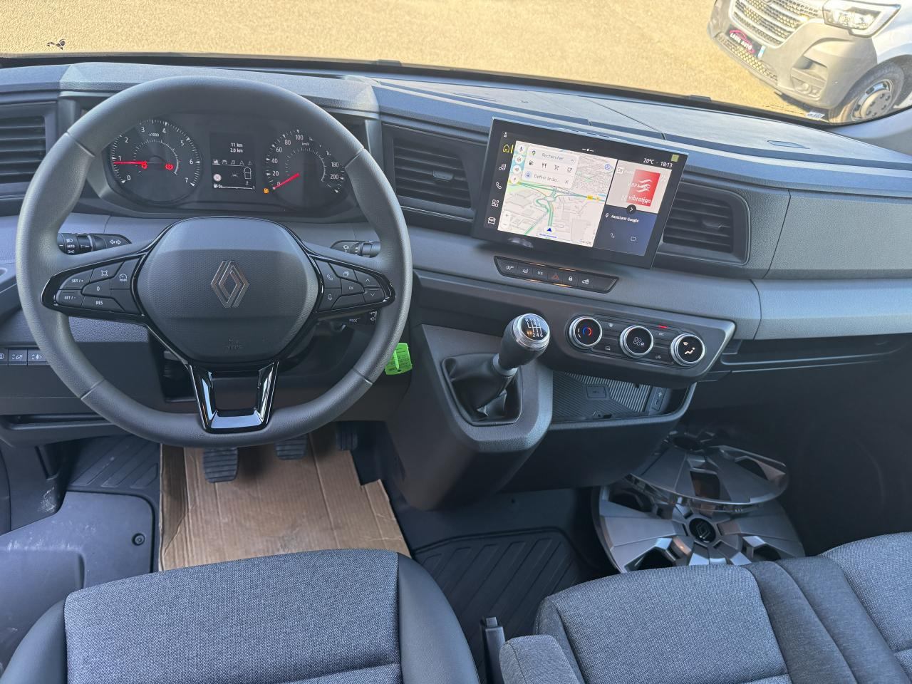 RENAULT master F3500 L3H2 2.0 BLUE DCI 150CH EXTRA + CAMERA - Panel van: picture 3 RENAULT master F3500 L3H2 2.0 BLUE DCI 150CH EXTRA + CAMERA - Panel van: picture 3