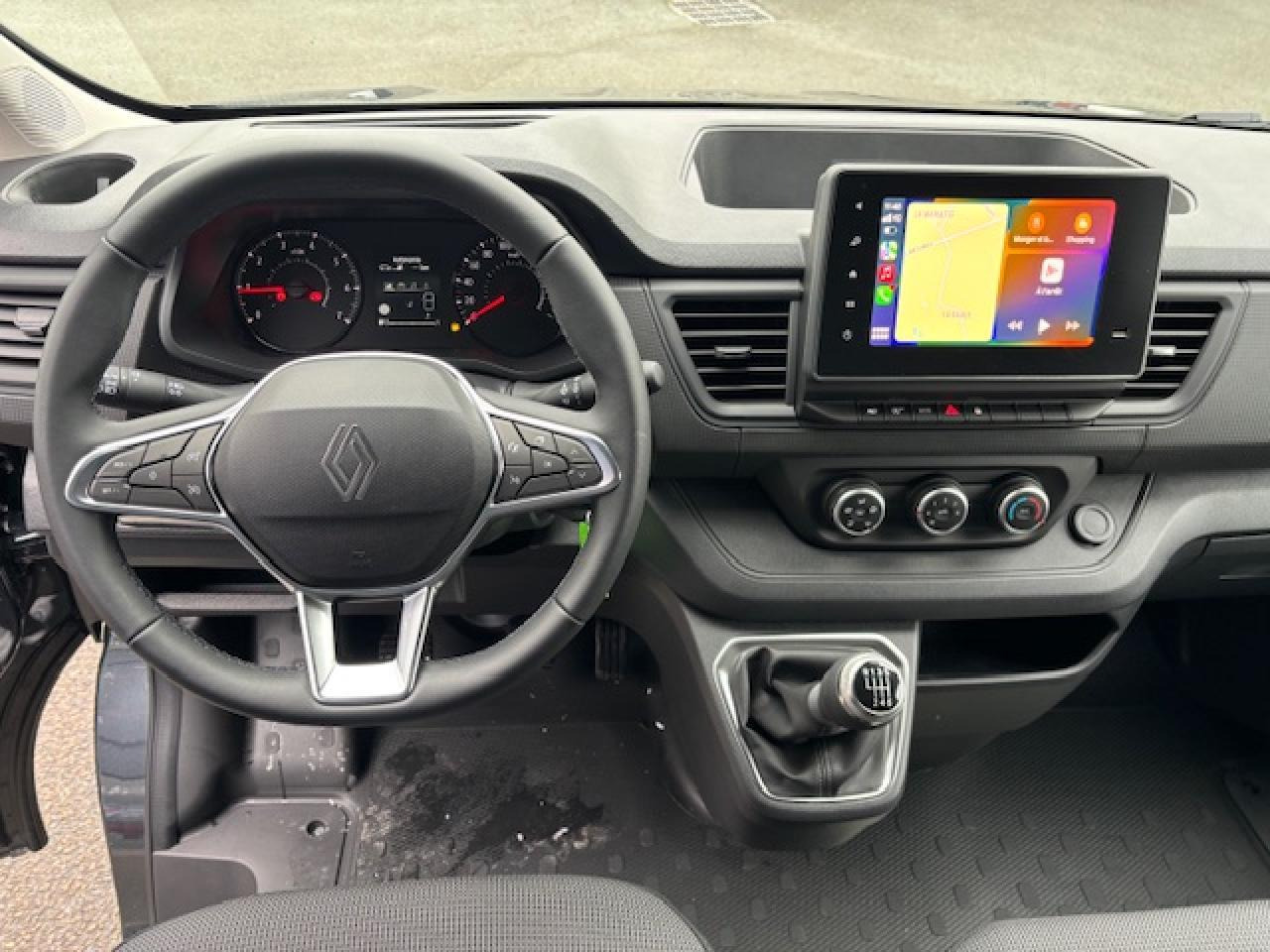 Renault Trafic 3T0 L1H1 2.0 DCI 150CH - Panel van: picture 4 Renault Trafic 3T0 L1H1 2.0 DCI 150CH - Panel van: picture 4