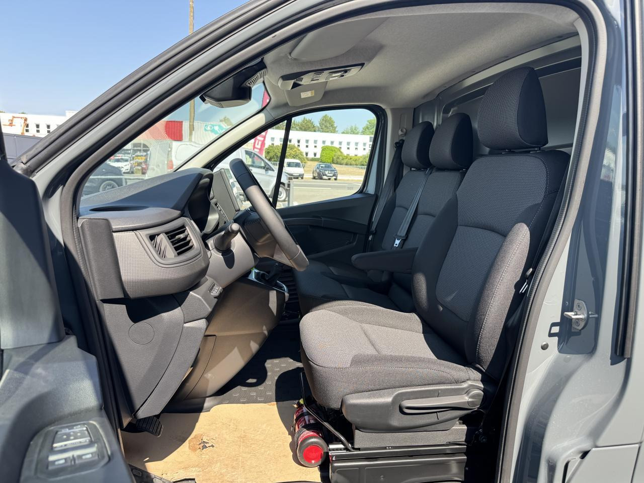 Renault Trafic L2H1 3T 2.0 BLUE DCI 170CH ADVANCE CARPLAY CAM - Panel van: picture 4 Renault Trafic L2H1 3T 2.0 BLUE DCI 170CH ADVANCE CARPLAY CAM - Panel van: picture 4