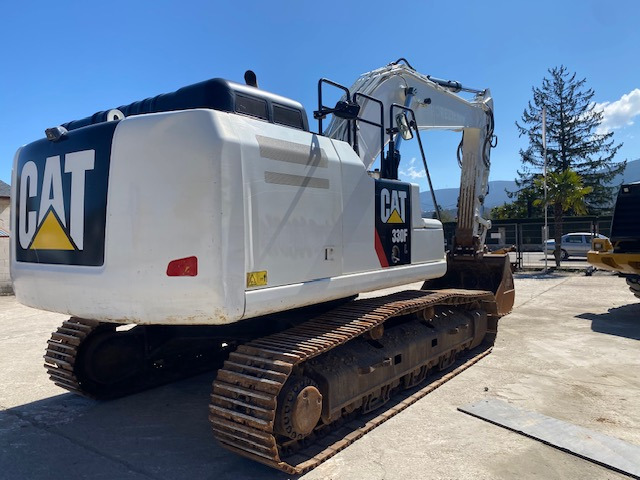 CATERPILLAR 330 F - Crawler excavator: picture 5 CATERPILLAR 330 F - Crawler excavator: picture 5