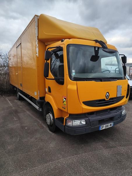 Renault Midlum 180.12 H Extra Light Fourgon polyfond avec Hayon repliable - Box truck: picture 3 Renault Midlum 180.12 H Extra Light Fourgon polyfond avec Hayon repliable - Box truck: picture 3