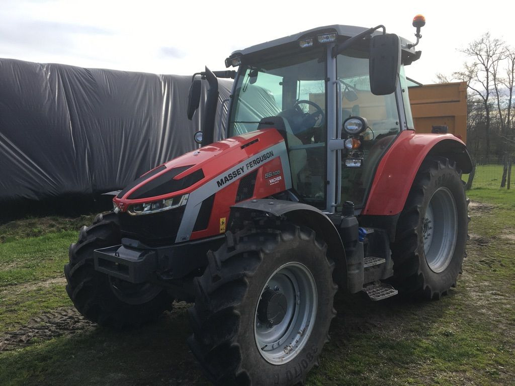 Massey Ferguson 5S105 - Farm tractor: picture 1 Massey Ferguson 5S105 - Farm tractor: picture 1