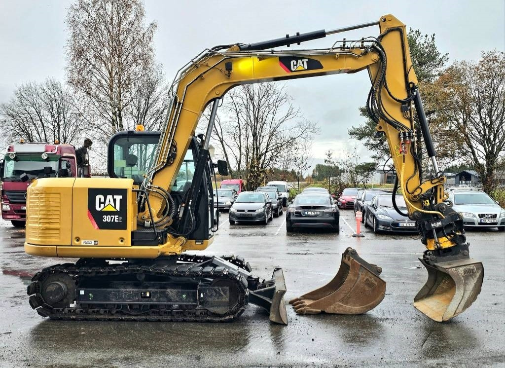 Crawler excavator CAT 307 E2: picture 6