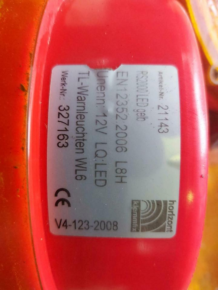 Horizont LED RS 2000 led Vorwarner Leuchte Absperrtafel Nissen - Lights/ Lighting for Trailer: picture 2 Horizont LED RS 2000 led Vorwarner Leuchte Absperrtafel Nissen - Lights/ Lighting for Trailer: picture 2