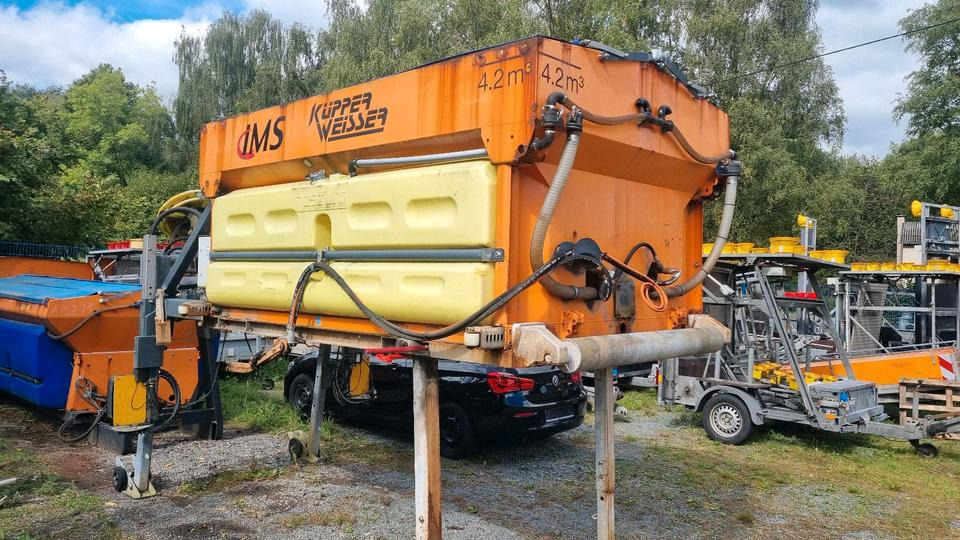 IMS Solestreuer Salzstreuer 5m3 V-Pad Salzsilo Winterdienst LKW Sole Sprühanlage IMSSN Küpper Weisser Schmidt - Sand/ Salt spreader: picture 4 IMS Solestreuer Salzstreuer 5m3 V-Pad Salzsilo Winterdienst LKW Sole Sprühanlage IMSSN Küpper Weisser Schmidt - Sand/ Salt spreader: picture 4