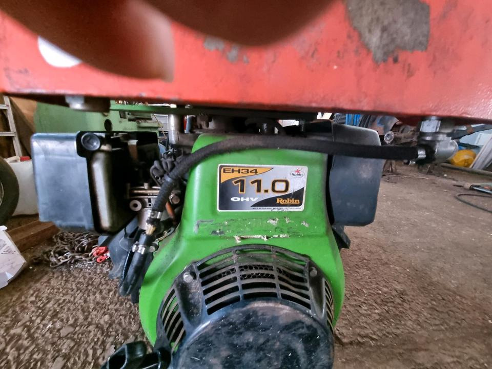 Motormäher Agria 5500 KL Grizzly Böschungsmulcher Hangmäher Reform Aebi Rasenmäher Mähausleger Böschungsmulcher Seitenmulcher Mulchgerät - Garden mower: picture 4 Motormäher Agria 5500 KL Grizzly Böschungsmulcher Hangmäher Reform Aebi Rasenmäher Mähausleger Böschungsmulcher Seitenmulcher Mulchgerät - Garden mower: picture 4