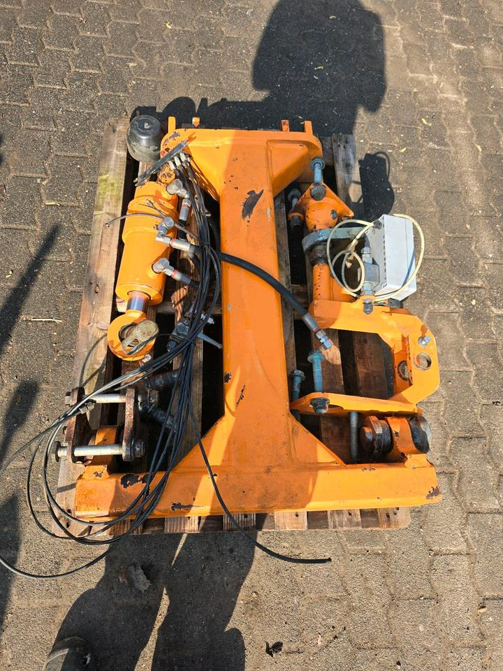 Mulag Torsionsrahmen TR Unimog 405 U300 U 290 300 400 500 Mähausleger Böschungsmäher Böschungsmulcher FME MKM Dücker DUA Achssperre - Boom mower: picture 1 Mulag Torsionsrahmen TR Unimog 405 U300 U 290 300 400 500 Mähausleger Böschungsmäher Böschungsmulcher FME MKM Dücker DUA Achssperre - Boom mower: picture 1