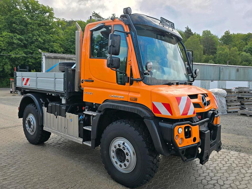 Neuwertiger Unimog U530 7800km EAS Easy-Drive Mercedes-Benz U 530 UGN UGE 405 527 535 435 430 Kipper - Snow removal vehicle: picture 2 Neuwertiger Unimog U530 7800km EAS Easy-Drive Mercedes-Benz U 530 UGN UGE 405 527 535 435 430 Kipper - Snow removal vehicle: picture 2