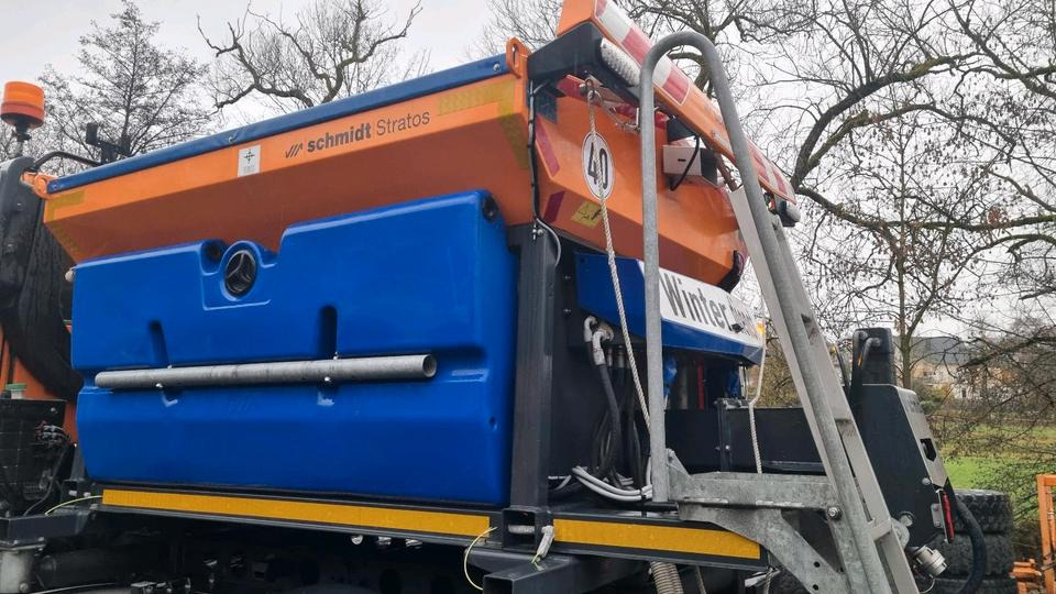 Schmidt Stratos S25K-21 Salzstreuer Salzsilo für Unimog Mercedes Benz 405 U427 430 423 530 527 318 Winterdienst Aebi Schneepflug - Sand/ Salt spreader: picture 3 Schmidt Stratos S25K-21 Salzstreuer Salzsilo für Unimog Mercedes Benz 405 U427 430 423 530 527 318 Winterdienst Aebi Schneepflug - Sand/ Salt spreader: picture 3