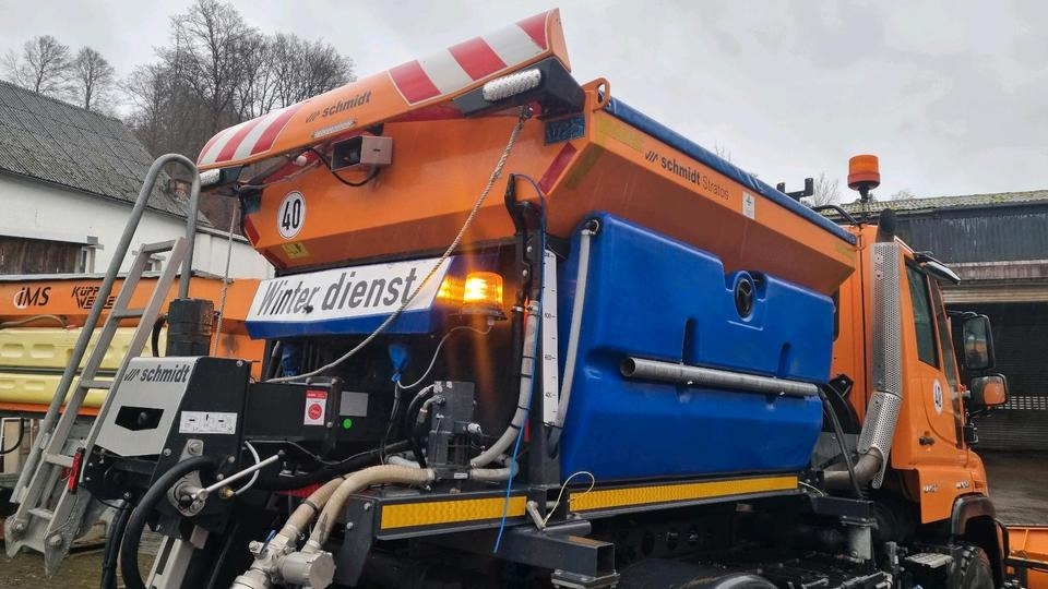 Schmidt Stratos S25K-21 Salzstreuer Salzsilo für Unimog Mercedes Benz 405 U427 430 423 530 527 318 Winterdienst Aebi Schneepflug - Sand/ Salt spreader: picture 1 Schmidt Stratos S25K-21 Salzstreuer Salzsilo für Unimog Mercedes Benz 405 U427 430 423 530 527 318 Winterdienst Aebi Schneepflug - Sand/ Salt spreader: picture 1