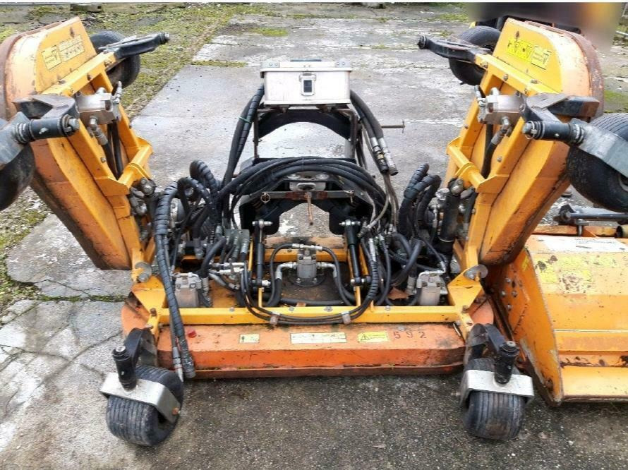 Steensballe Mähdeck 340cm Sichelmähwerk für Reformtrac Metrac Böschungsmulcher Sichelmähdeck terratrac Metrac Reform Hangmäher - Garden mower: picture 1 Steensballe Mähdeck 340cm Sichelmähwerk für Reformtrac Metrac Böschungsmulcher Sichelmähdeck terratrac Metrac Reform Hangmäher - Garden mower: picture 1