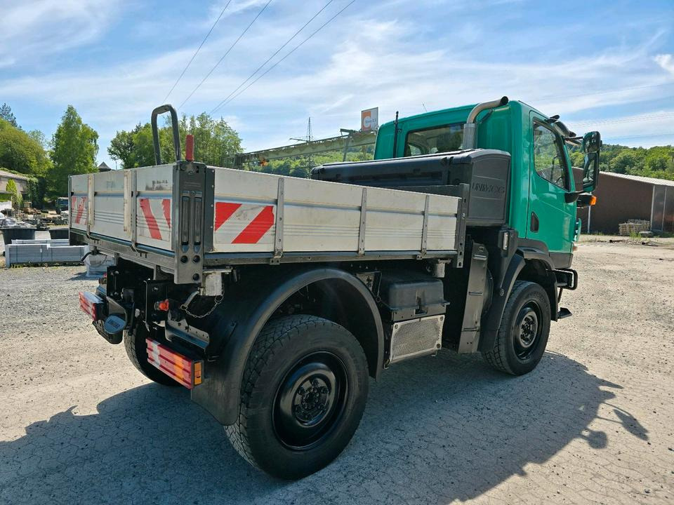 Unimog 405 U20 Mercedes-Benz Bluetec 4 U 20 290 300 400 500 UGE UGN - Dropside/ Flatbed truck: picture 4 Unimog 405 U20 Mercedes-Benz Bluetec 4 U 20 290 300 400 500 UGE UGN - Dropside/ Flatbed truck: picture 4