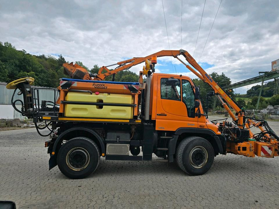 Snow removal vehicle Unimog U400 2013 405/10 405/12 NKS-Z-UGN-43K Bluetec 5 Mercedes-Benz  UGE UGN Mulag MKM700 Mähausleger Böschungsmäher Böschungsmulcher Küpper-Weisser IMS Salzstreuer: picture 8