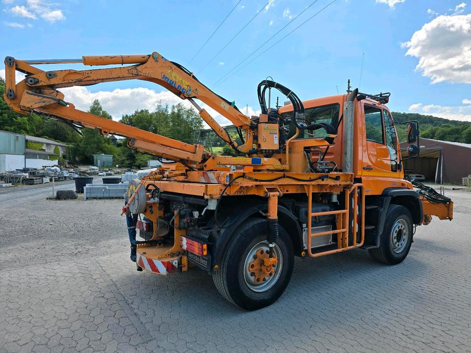 Unimog U400 405/12 6-Zylinder mit Mulag Böschungsmäher Böschungsmulcher Frontmäher Randstreifenmäher Mercedes-Benz U 400 300 500 - Snow removal vehicle: picture 3 Unimog U400 405/12 6-Zylinder mit Mulag Böschungsmäher Böschungsmulcher Frontmäher Randstreifenmäher Mercedes-Benz U 400 300 500 - Snow removal vehicle: picture 3