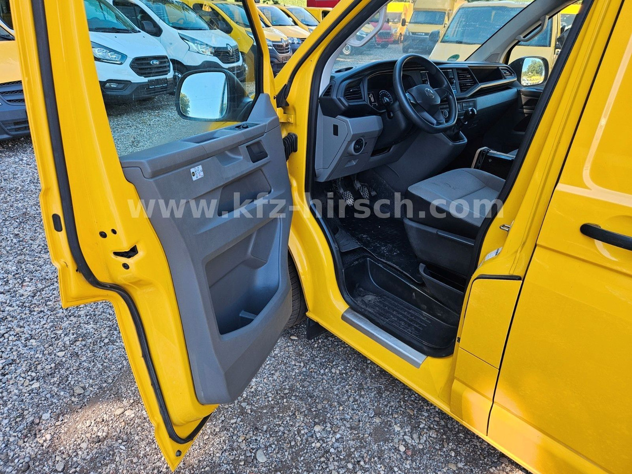 Passenger van Volkswagen T6.1 Transporter LANG MAXI 2xSchiebetüre Camera: picture 8