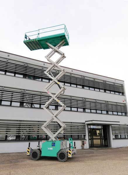 New Scissor lift IMER GROUP Seria IM 180 nowy podnośnik nożycowy diesel-elektryczny: picture 10