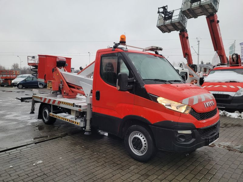 Iveco Daily 35S12 podnośnik koszowy 20 m Multitel MX200 bucket truck boom lift - Truck mounted aerial platform: picture 3 Iveco Daily 35S12 podnośnik koszowy 20 m Multitel MX200 bucket truck boom lift - Truck mounted aerial platform: picture 3