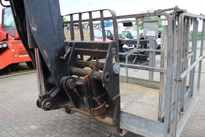 Telescopic handler Ładowarka 4x4 obrotowa teleskopowa Manitou MRT 2150 Privilege: picture 8