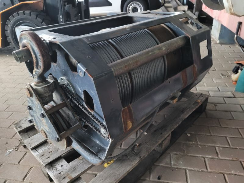 Ładowarka obrotowa 4x4 teleskopowa 21 m Merlo Roto 45.21 - Telescopic handler: picture 2 Ładowarka obrotowa 4x4 teleskopowa 21 m Merlo Roto 45.21 - Telescopic handler: picture 2